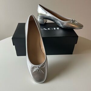 Coach Ava Ballet-style - New w/box